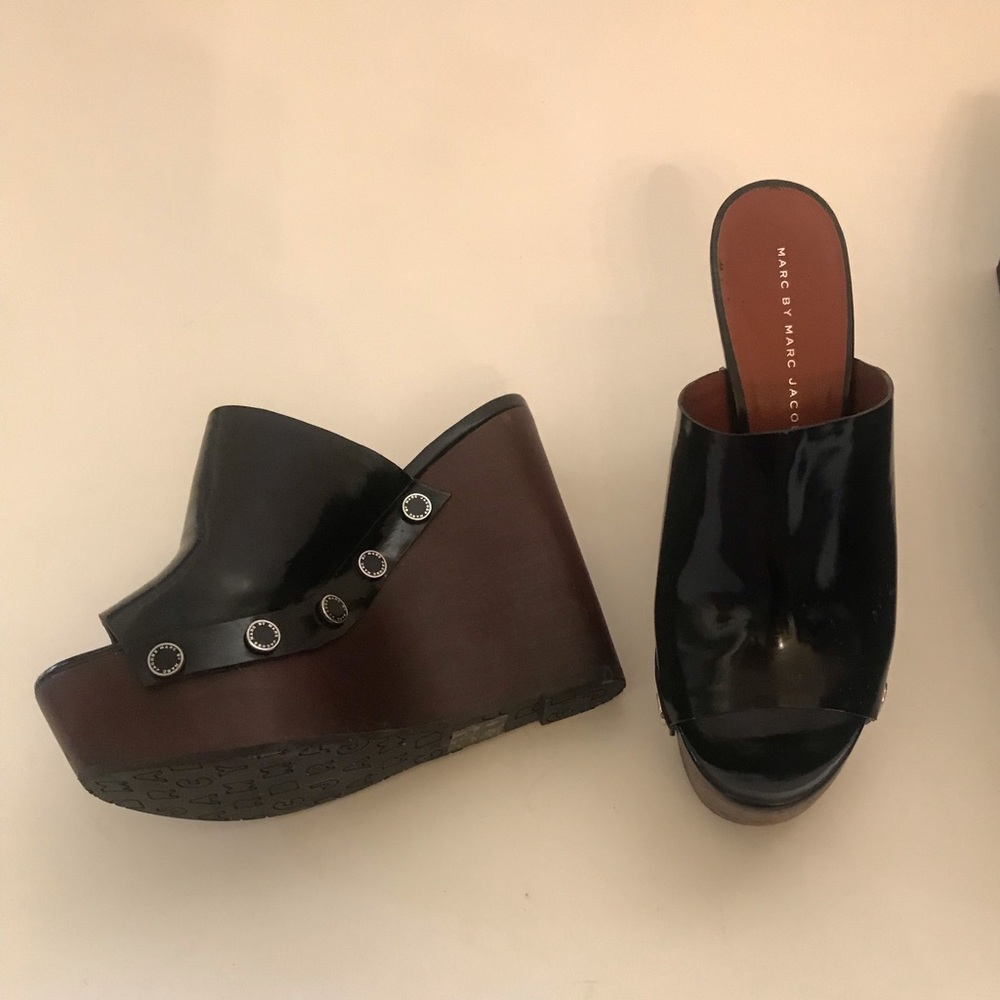 Marc Jacobs black wedge sandals 38. (8)